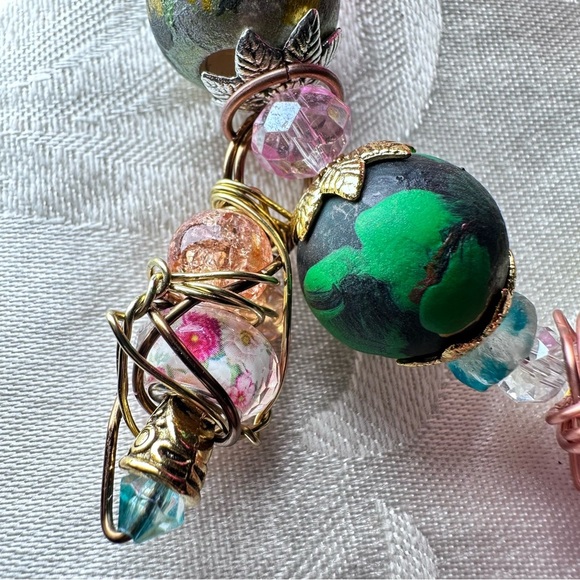 Handmade Charm Bracelet with Hand-Painted Beads & Wire-Wrapped Accents 6-7 3130 - Picture 7 of 11